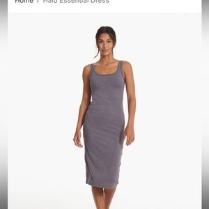 Vuori Halo Essential Dress - excellent condition